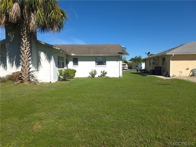 178 W Hollyfern Place, Beverly Hills, FL 34465