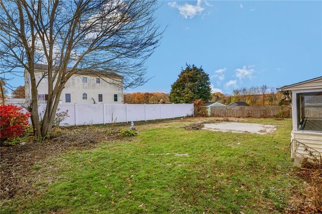 28 Harrington Drive, Johnston, RI 02919