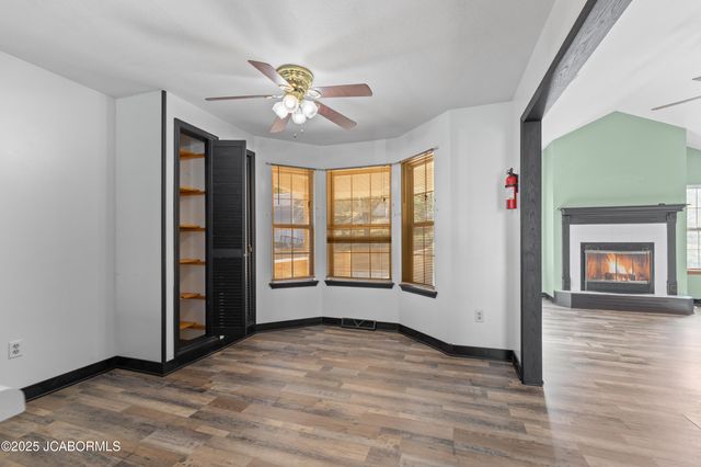 3917 VICKIE DRIVE, Jefferson City, MO 65109