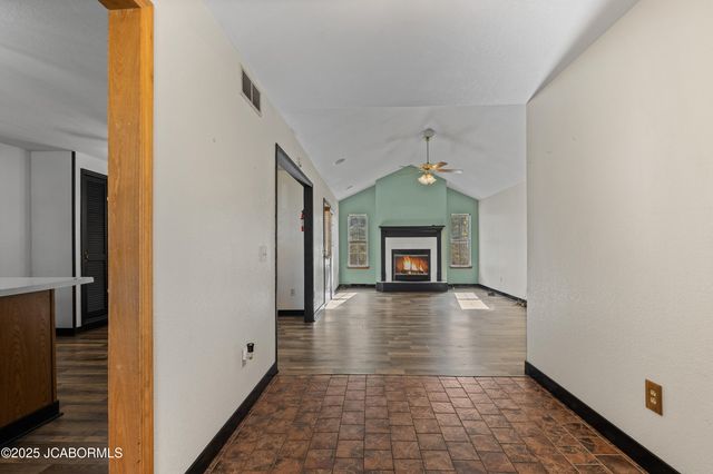 3917 VICKIE DRIVE, Jefferson City, MO 65109