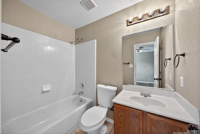 10011 SOUTHERN SUN, San Antonio, TX 78245