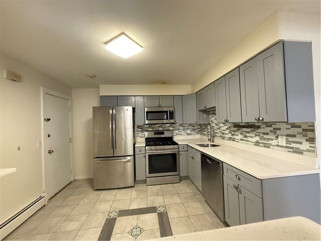 5 Cynthia Drive 17, North Providence, RI 02911