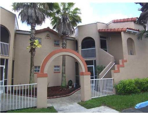 365 SW 86th Avenue 207, Pembroke Pines, FL 33025