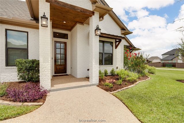 5035 Greenstone Way, Bryan, TX 77802