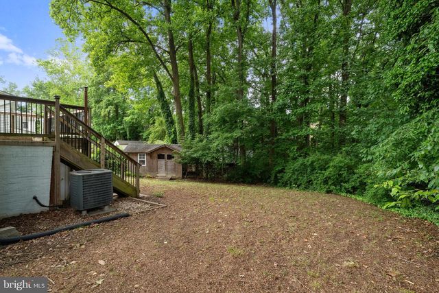 5604 EDGEMONT DR, Alexandria, VA 22310