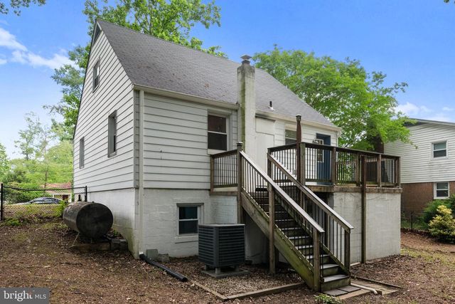 5604 EDGEMONT DR, Alexandria, VA 22310