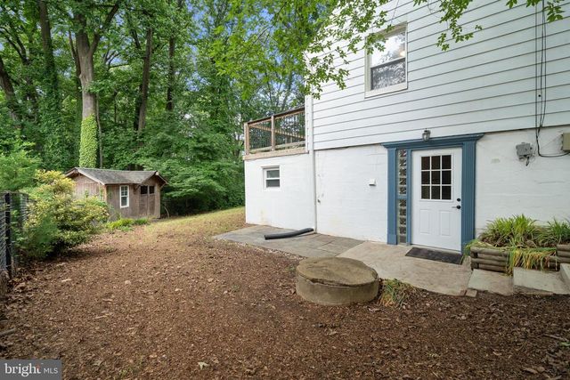 5604 EDGEMONT DR, Alexandria, VA 22310