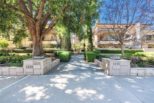 1235 S Orange Grove Boulevard, Pasadena, CA 91105