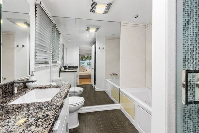 1235 S Orange Grove Boulevard, Pasadena, CA 91105