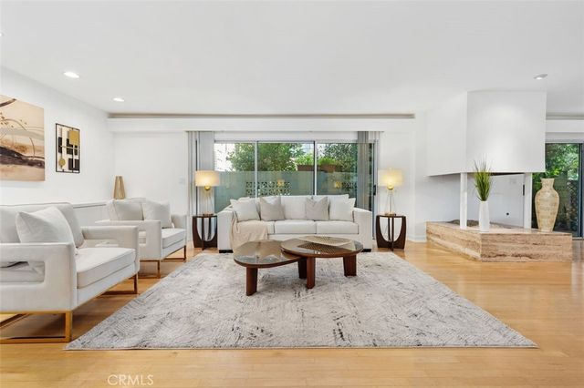 1235 S Orange Grove Boulevard, Pasadena, CA 91105