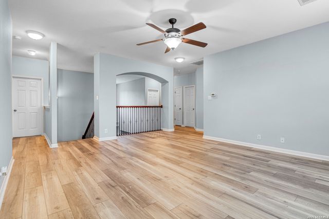 9116 Perdernales Rio, Helotes, TX 78023