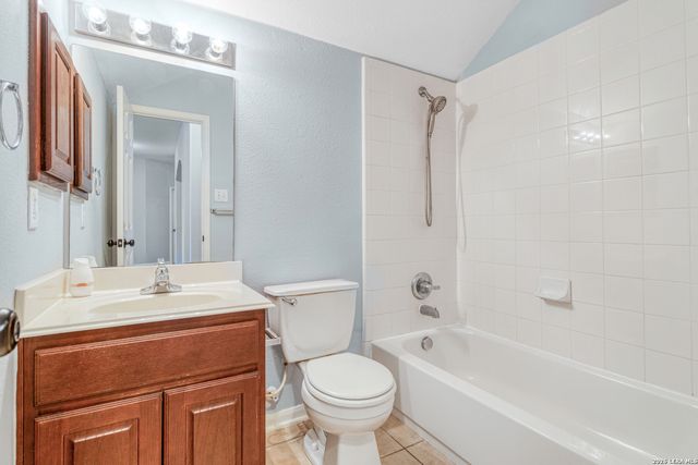9116 Perdernales Rio, Helotes, TX 78023