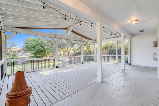 9116 Perdernales Rio, Helotes, TX 78023