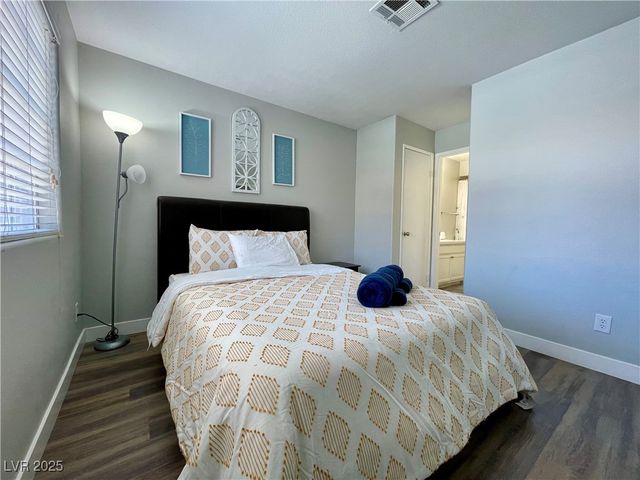 3450 Erva Street 248, Las Vegas, NV 89117