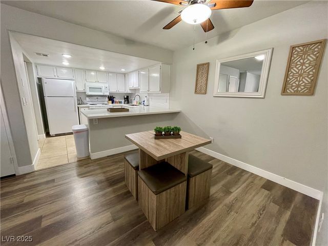 3450 Erva Street 248, Las Vegas, NV 89117