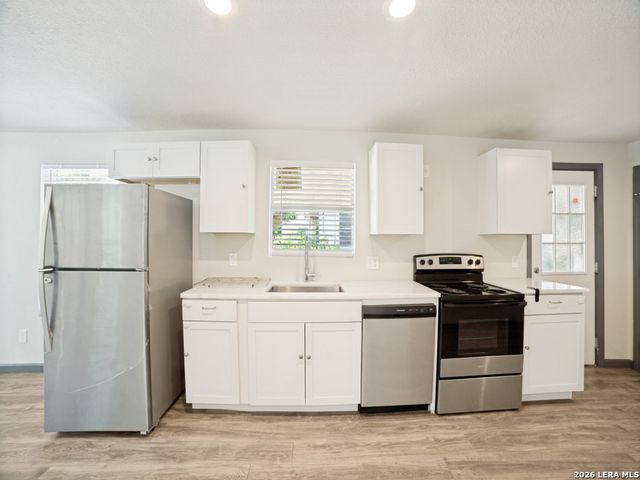 334 BANK ST, San Antonio, TX 78204