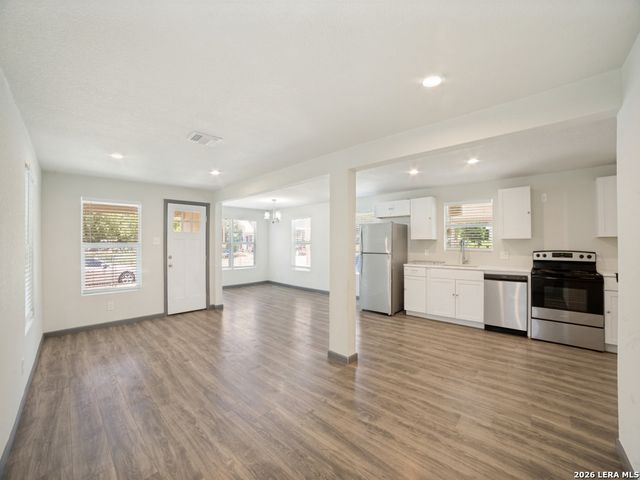 334 BANK ST, San Antonio, TX 78204