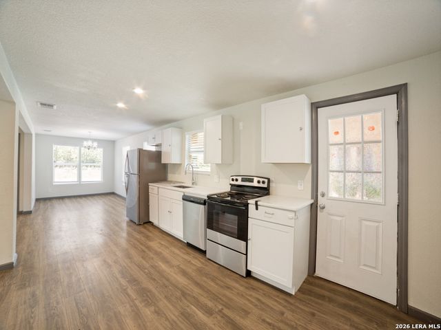 334 BANK ST, San Antonio, TX 78204