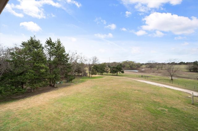 1765 N Mockingbird Lane, Midlothian, TX 76065