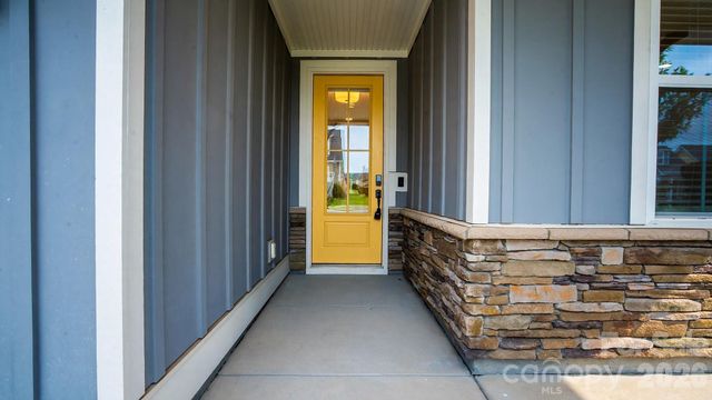 5201 Looking Glass Trail, Denver, NC 28037