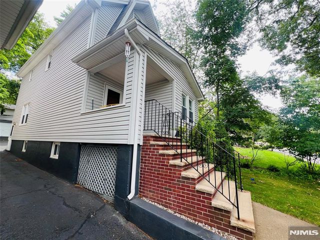 31 Dean Street, Glen Rock, NJ 07452