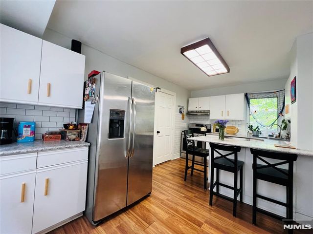 31 Dean Street, Glen Rock, NJ 07452