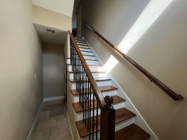 408 Eichwurzel Lane A, Houston, TX 77009