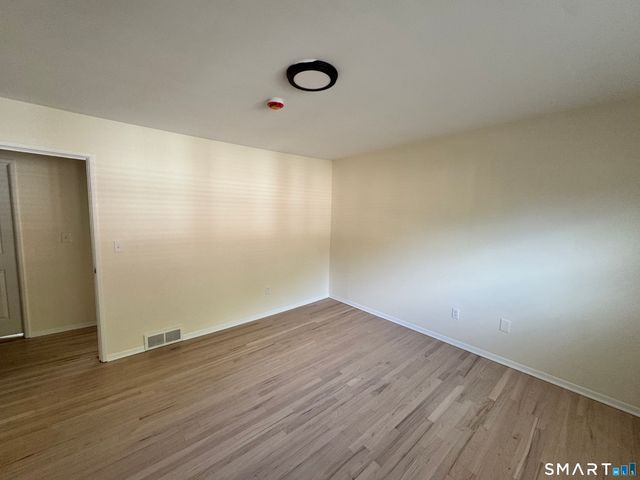 75 Saltonstall Parkway 3C, East Haven, CT 06512