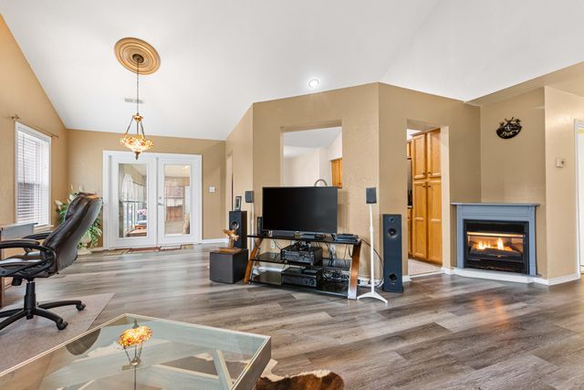 295 Arrowhead Circle, Rockaway Beach, MO 65740