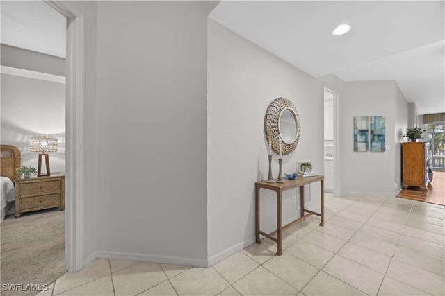 400 Flagship DR 305, Naples, FL 34108