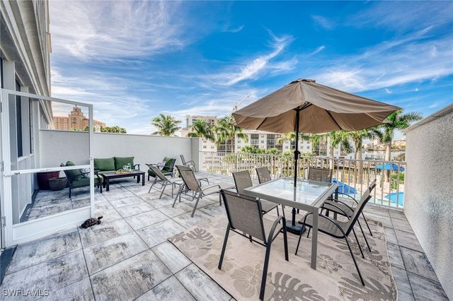 400 Flagship DR 305, Naples, FL 34108