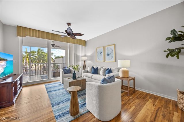 400 Flagship DR 305, Naples, FL 34108