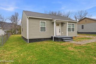 117 Love Drive, Harriman, TN 37748
