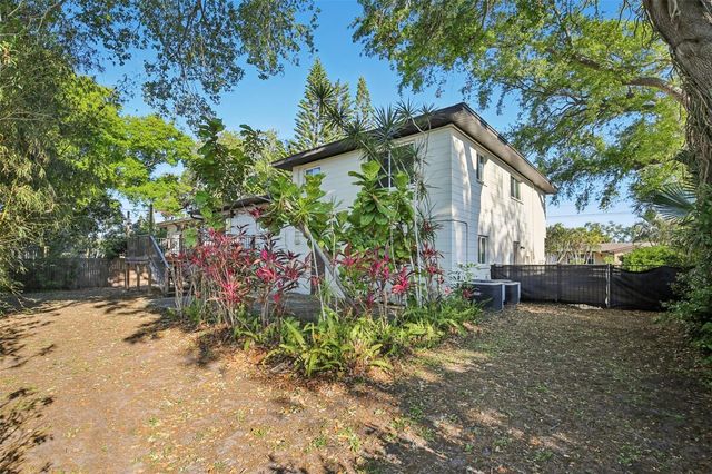 13764 86TH AVENUE, Seminole, FL 33776