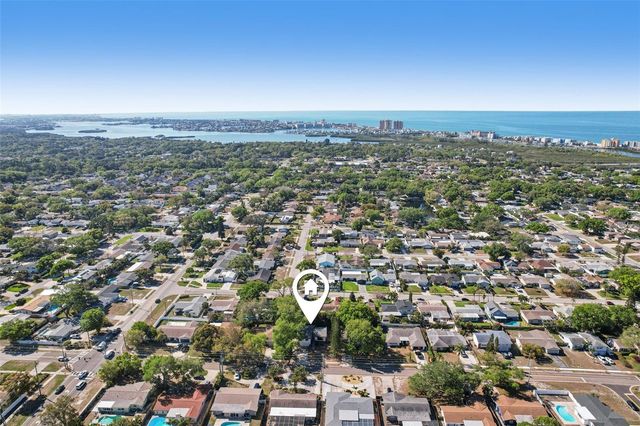 13764 86TH AVENUE, Seminole, FL 33776