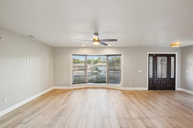 13764 86TH AVENUE, Seminole, FL 33776