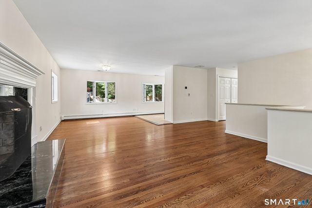 20 Thistle Lane, Greenwich, CT 06831