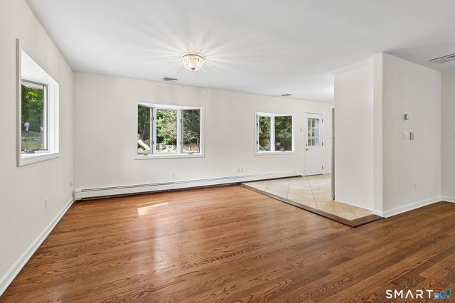 20 Thistle Lane, Greenwich, CT 06831