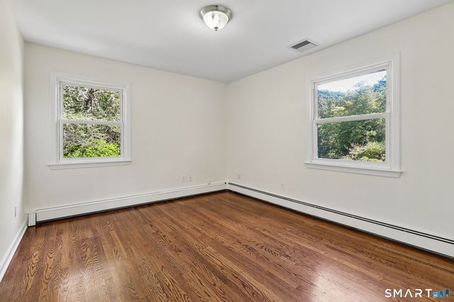 20 Thistle Lane, Greenwich, CT 06831