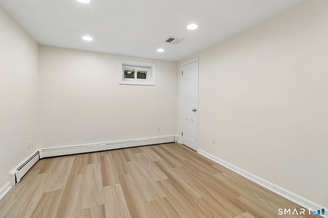 20 Thistle Lane, Greenwich, CT 06831