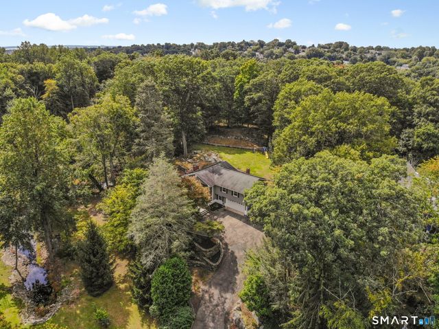 20 Thistle Lane, Greenwich, CT 06831