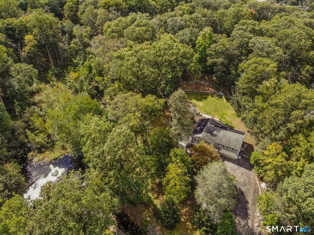 20 Thistle Lane, Greenwich, CT 06831