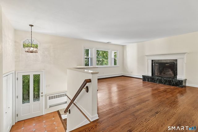 20 Thistle Lane, Greenwich, CT 06831
