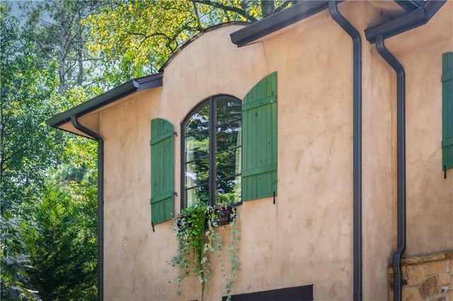 3118 W Roxboro Road NE, Atlanta, GA 30324