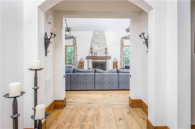 3118 W Roxboro Road NE, Atlanta, GA 30324