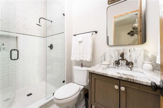 3118 W Roxboro Road NE, Atlanta, GA 30324