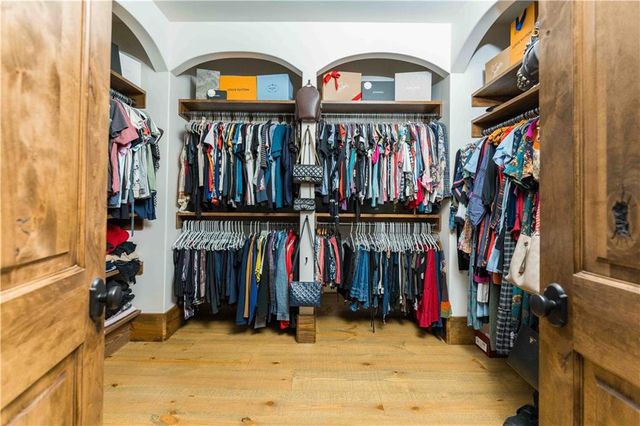 3118 W Roxboro Road NE, Atlanta, GA 30324