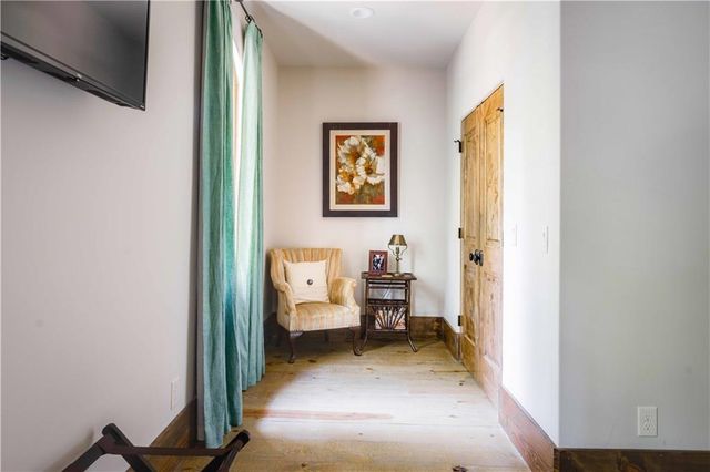 3118 W Roxboro Road NE, Atlanta, GA 30324