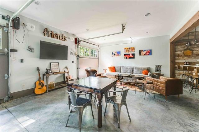 3118 W Roxboro Road NE, Atlanta, GA 30324