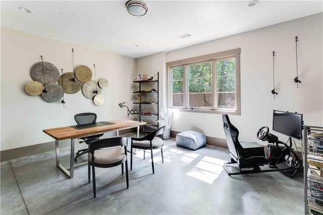 3118 W Roxboro Road NE, Atlanta, GA 30324